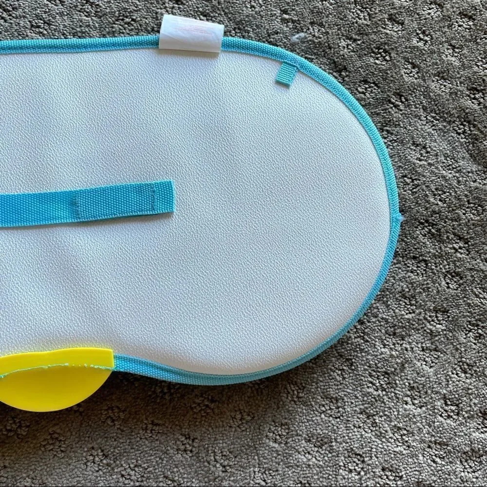 Munchkin Dandy Dots Multi-color Water Resistant Bathroom Kneeler Pad EUC